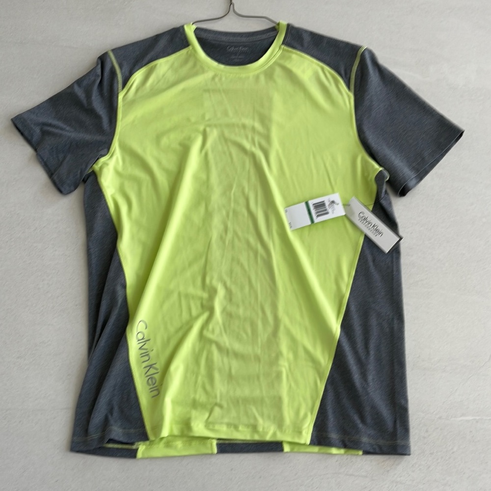 Calvin Klein mens tee